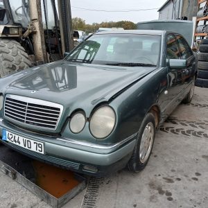 MERCEDES CLASSE E 210 300D 3.0D 24v DE 1996