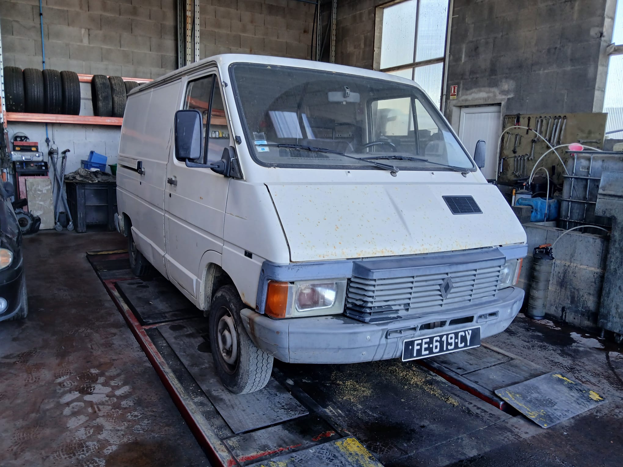 RENAULT TRAFIC I 2.1D 58CV DE 1988 – Image 3