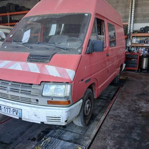 RENAULT TRAFIC I 2.1D 58CV PH1 DE 1994