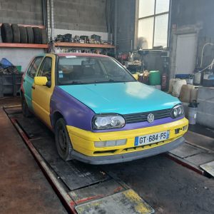 VOLKSWAGEN GOLF III 1.9D 64CV PH1 DE 1992